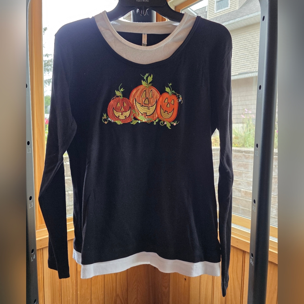 Halloween 🎃 White Stag Black Long Sleeve Shirt